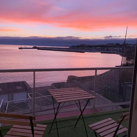 Un Balcon Sur La Mer, Acces Direct A La Granville