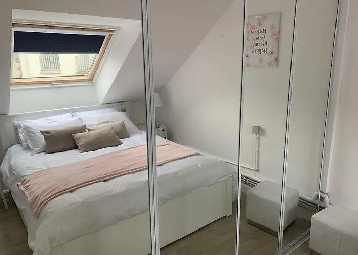 Apartment Un Balcon Sur La Mer, Acces Direct A La *