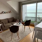 Un Balcon Sur La Mer, Acces Direct A La Granville