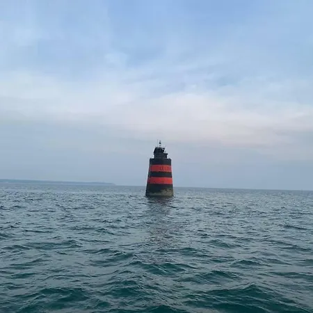 Un Balcon Sur La Mer, Acces Direct A La Appartement Granville