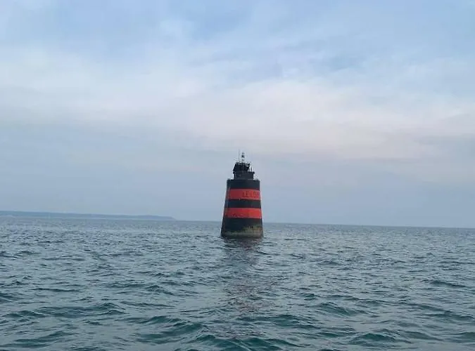 Un Balcon Sur La Mer, Acces Direct A La Apartman Granville