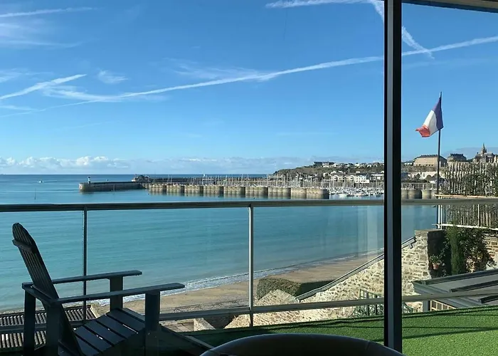 Un Balcon Sur La Mer, Acces Direct A La Granville